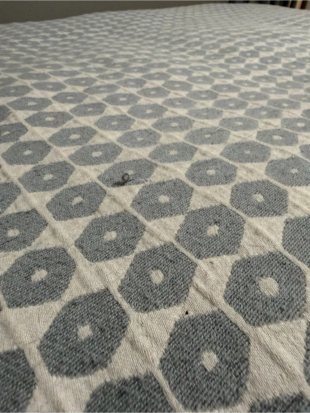 West Elm Honeycomb Woven Duvet Cover Full/Queen Cotton Linen Grey Sand.